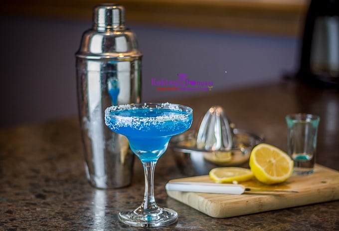 Blue Margarita Nasıl Yapılır