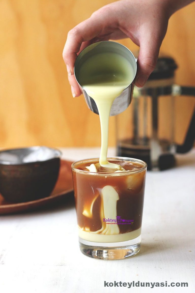 Indulge in Vietnamese Tradition with Ca Phe Sua Da: A Symphony of Coffee, Milk, and Ice