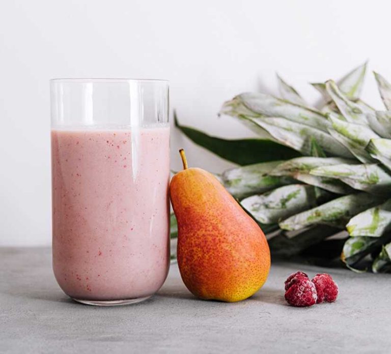 Pear-Pineapple-Raspberry Smoothie : Cocktail recipe Pear-Pineapple-Raspberry Smoothie
