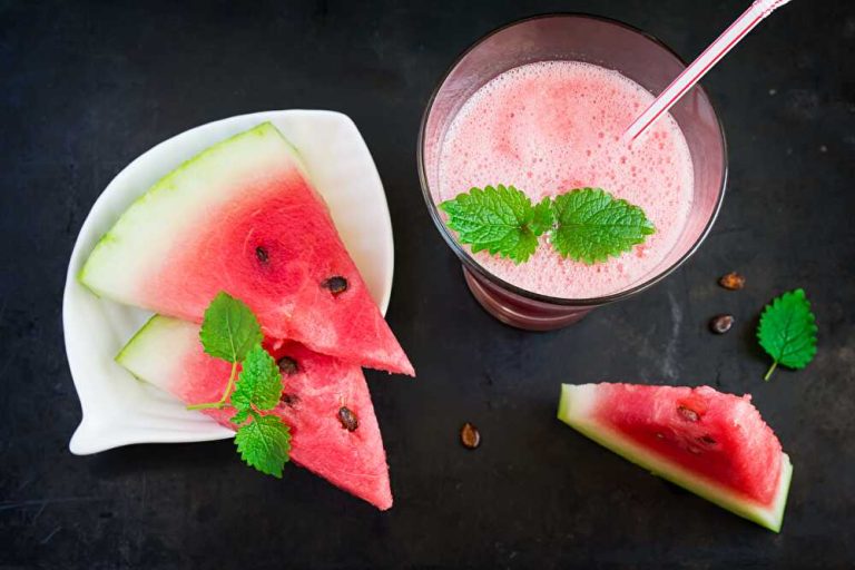 Watermelon-Strawberry Smoothie: A Summer Delight : Cocktail recipe Watermelon-Strawberry Smoothie: A Summer Delight